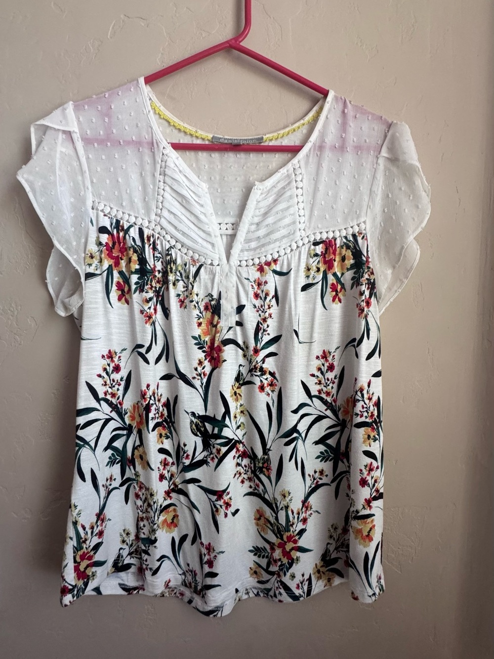 White Floral Flutter Sleeve Blouse